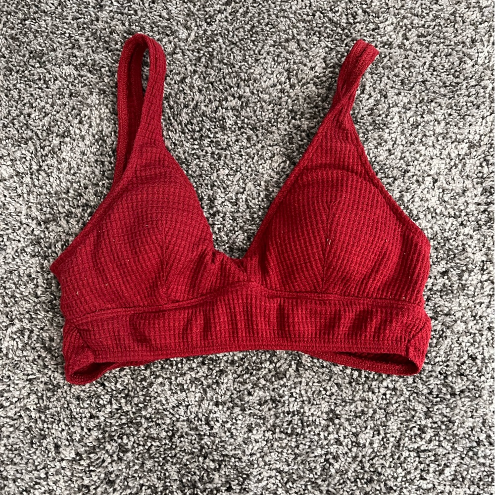 red hollister bralette size S